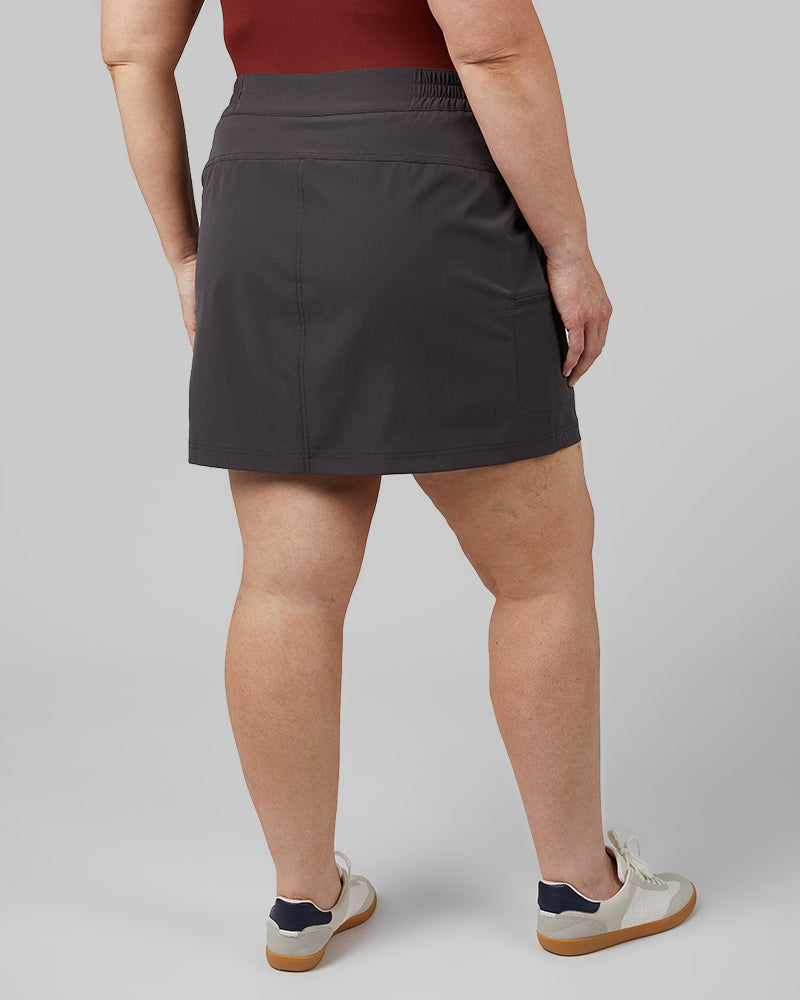 WOMEN'S OUTDOOR CARGO SKORT - Image 16