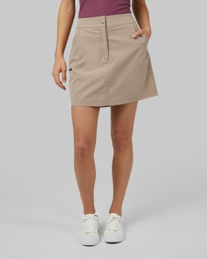 WOMEN'S OUTDOOR CARGO SKORT