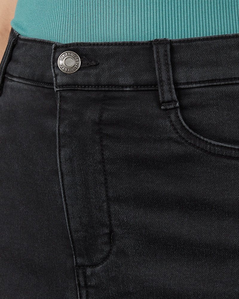 WOMEN'S STRETCH COMFORT JEAN SKIRT - Image 17