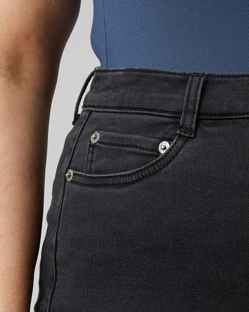 WOMEN'S STRETCH COMFORT JEAN SKIRT - Image 21