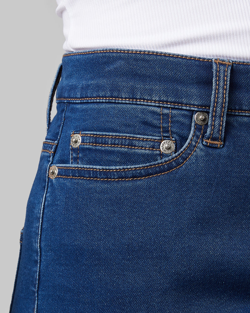 WOMEN'S STRETCH COMFORT JEAN BERMUDA SHORT - Image 21