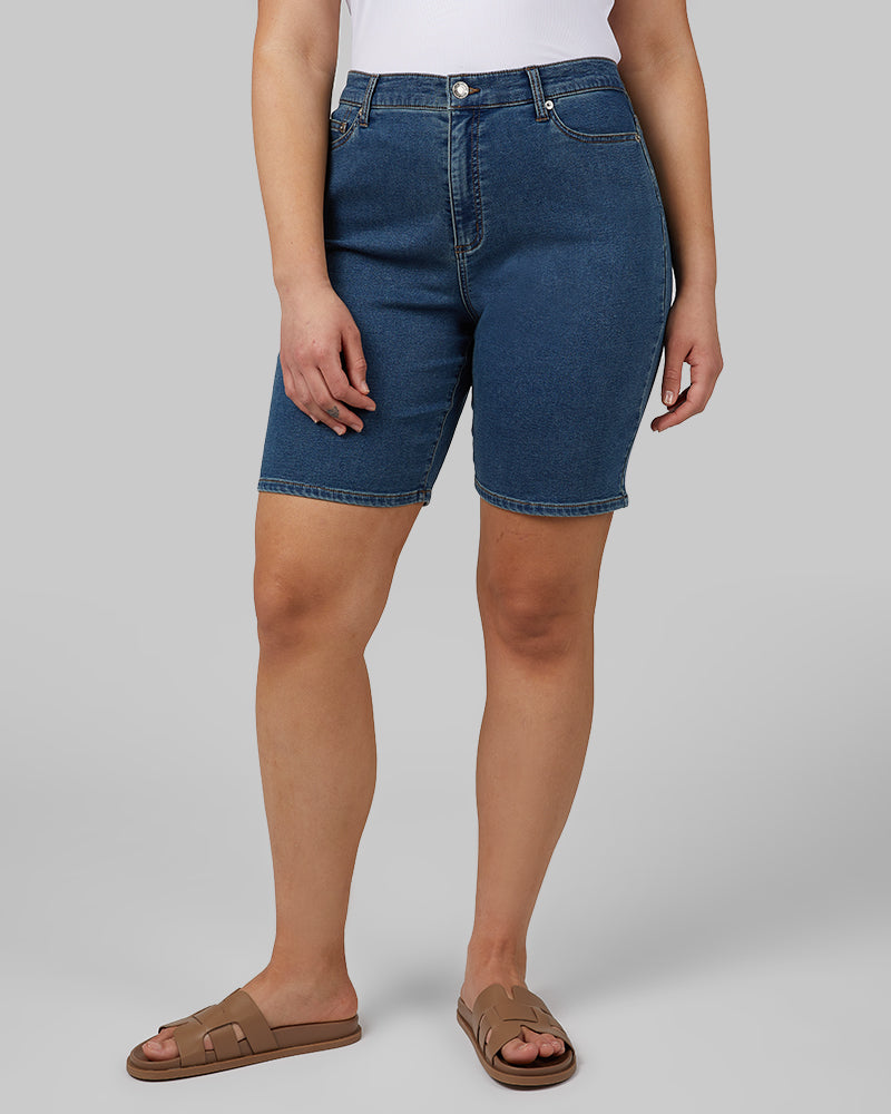 WOMEN'S STRETCH COMFORT JEAN BERMUDA SHORT - Image 7