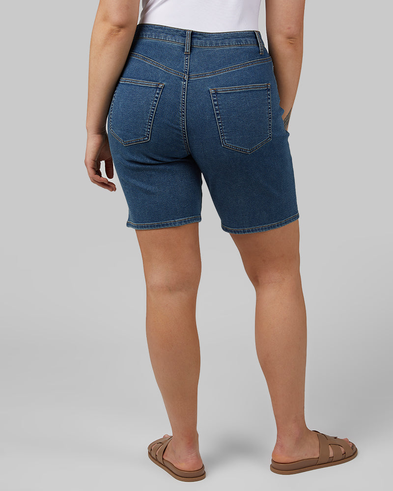 WOMEN'S STRETCH COMFORT JEAN BERMUDA SHORT - Image 10