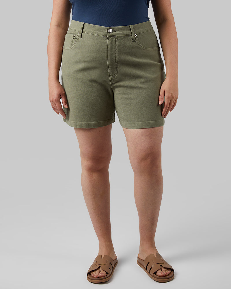 WOMEN'S STRETCH COMFORT JEAN 5-INCH SHORT - Image 43