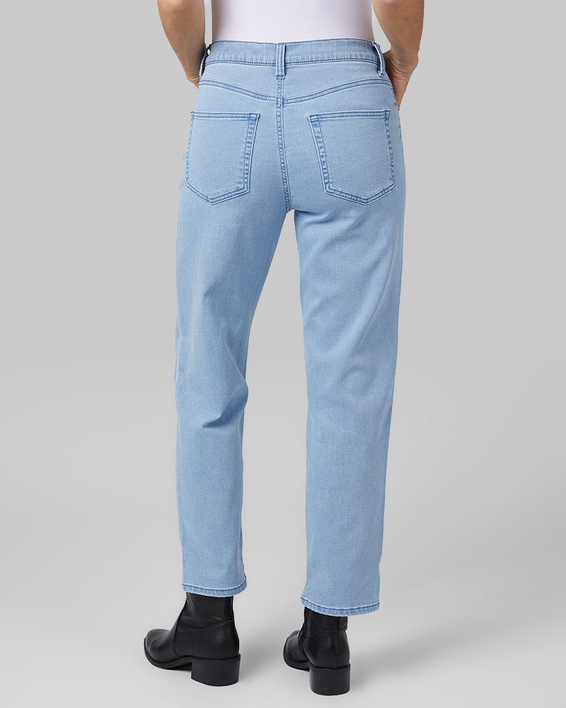 WOMEN'S STRETCH COMFORT RELAXED SWEATPANT JEAN - Image 39