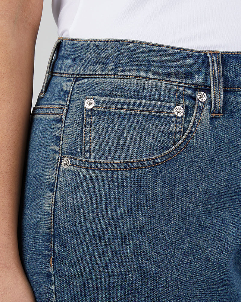 WOMEN'S STRETCH COMFORT RELAXED SWEATPANT JEAN - Image 22
