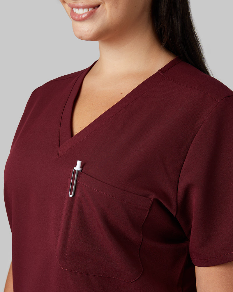 WOMEN'S CHEST POCKET V-NECK SCRUB TOP - Image 10