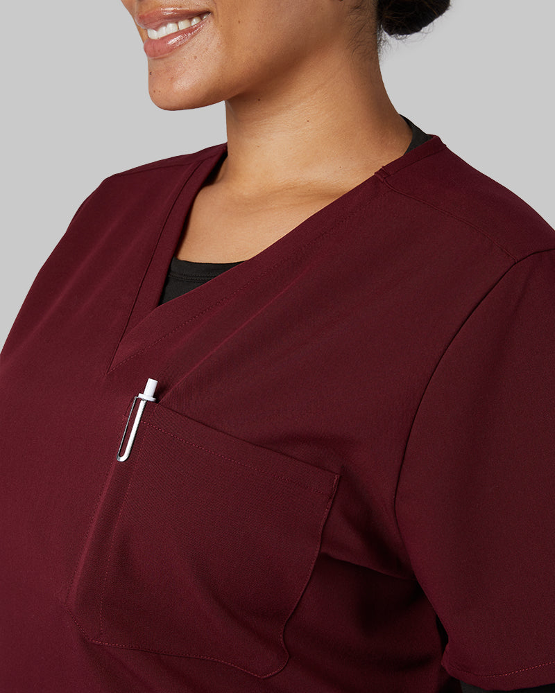 WOMEN'S CHEST POCKET V-NECK SCRUB TOP - Image 18